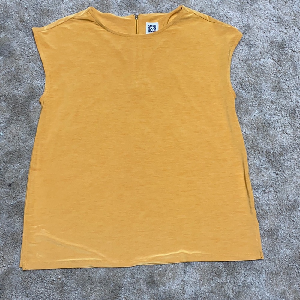 LN Women’s Anne Klein Zip Back Polyester blend top size small